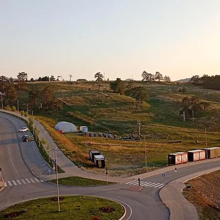Zlatni Bor Gondola 3 Apartamento *