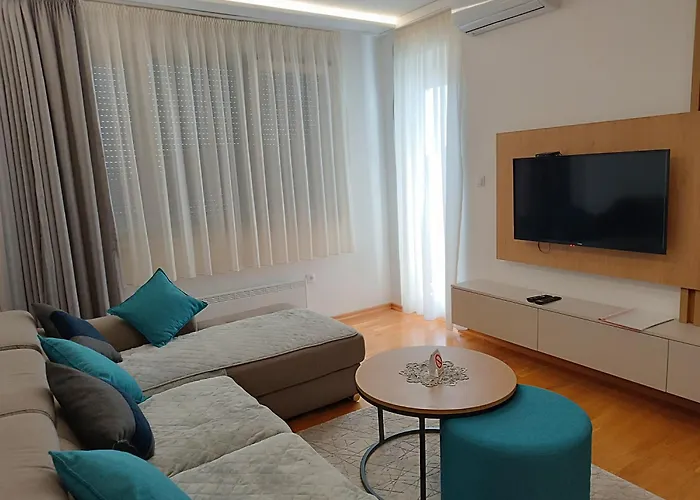 Zlatni Bor Gondola 3 兹拉蒂博尔