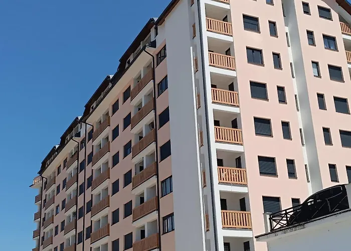 公寓 Zlatni Bor Gondola 3 *