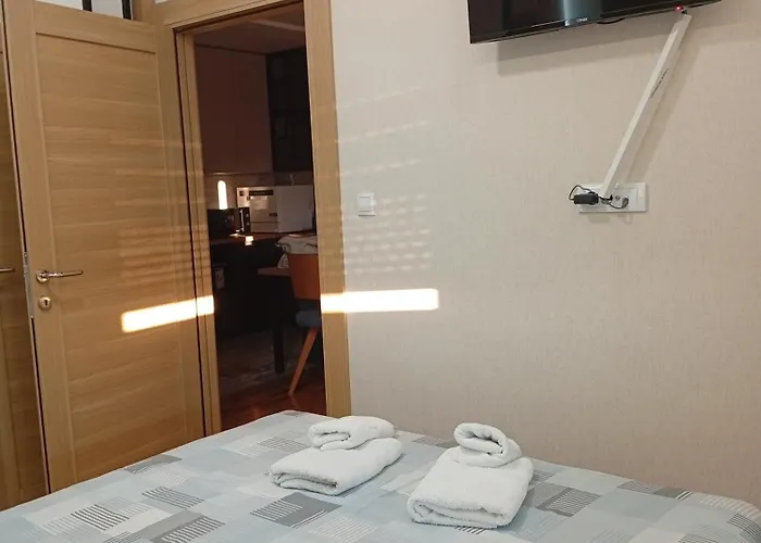 公寓 Zlatni Bor Gondola 3 *